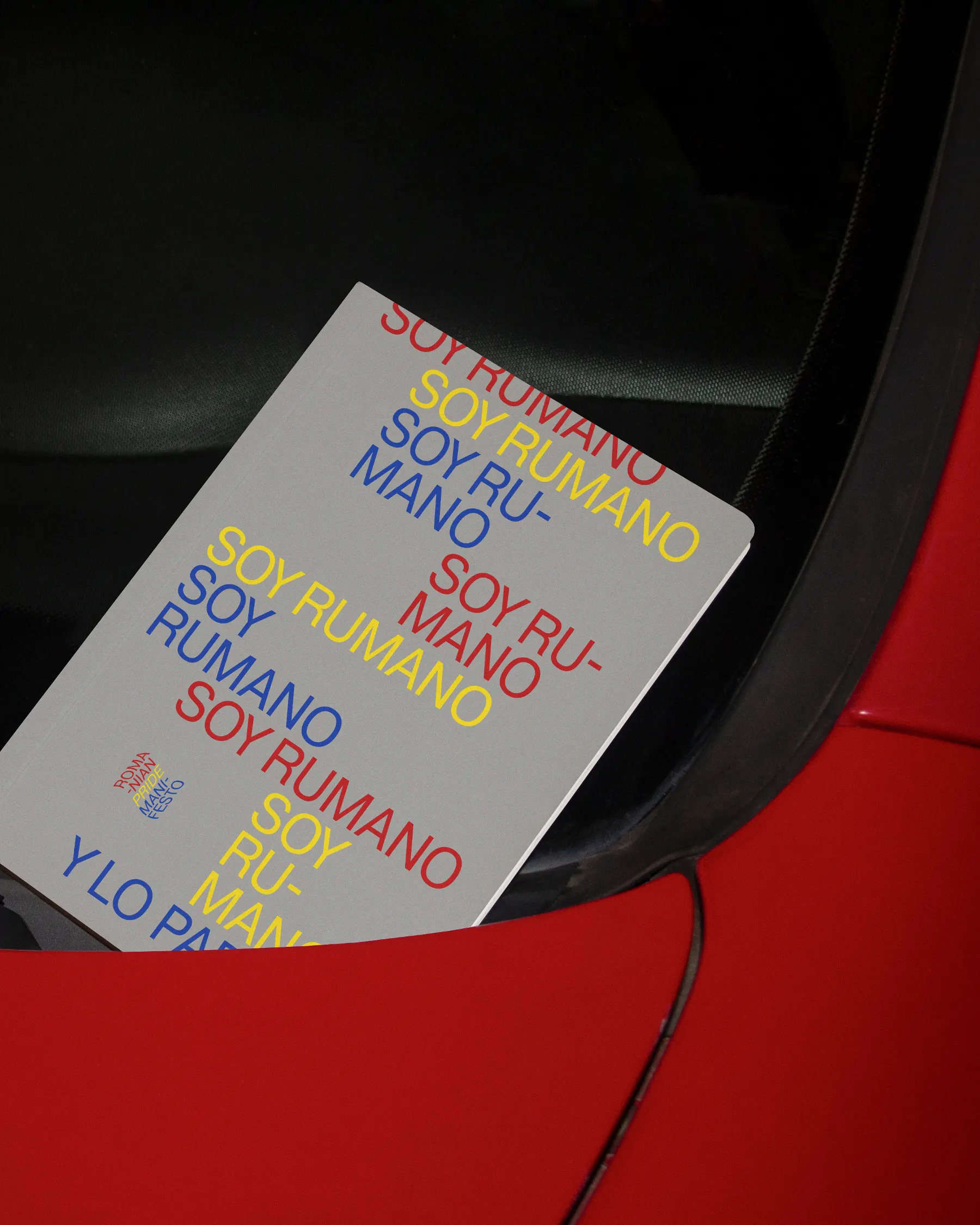 SYNA DESIGN-soy rumano editorial design (COVER)